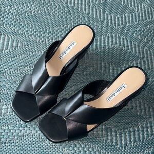 Charles David Black wedge Sandals